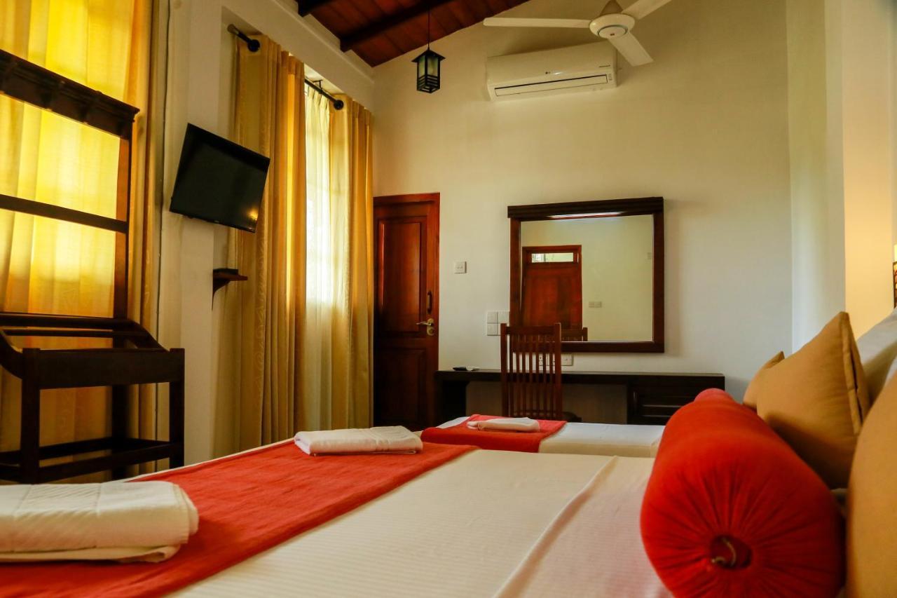 Queens Lodge Kandy Eksteriør bilde