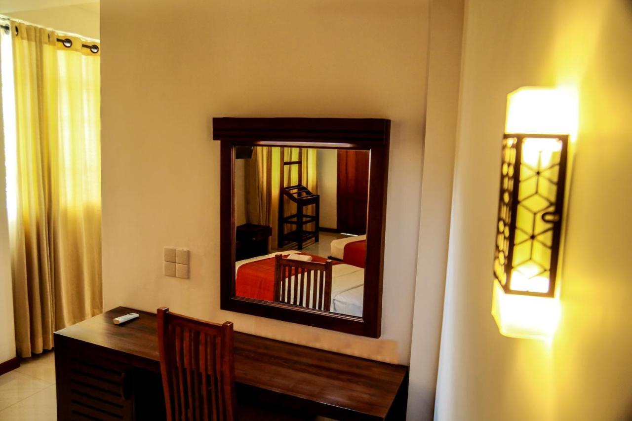 Queens Lodge Kandy Eksteriør bilde